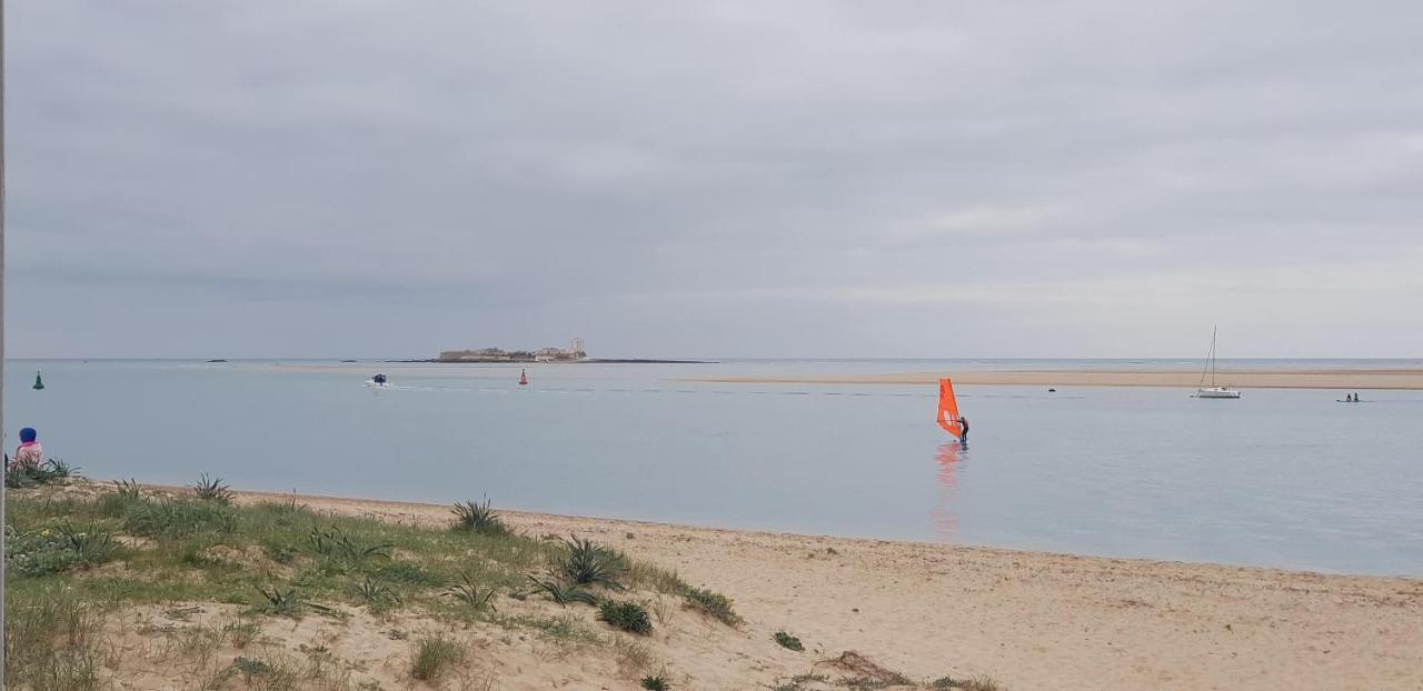 Las Nubes En Sancti Petri-Chiclana Chiclana de la Frontera Buitenkant foto